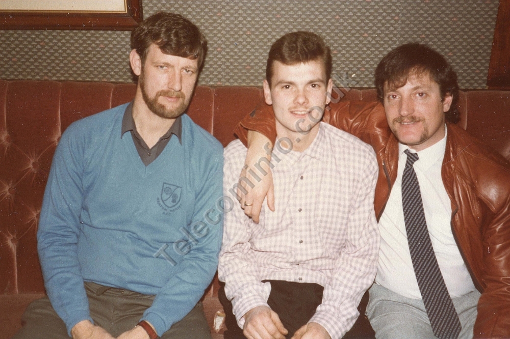 Chest Xmas 1980's (5)